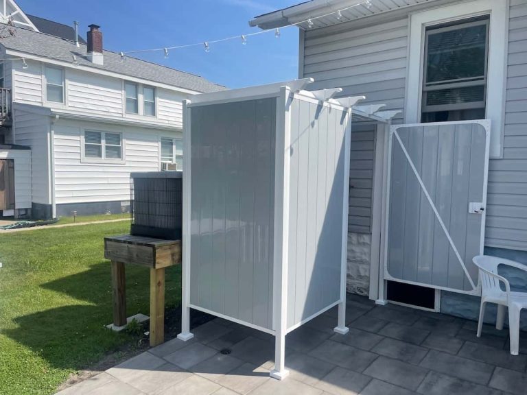 Avcon Enclosures D4 46" X 46" - Double Enclosure 72" Walls