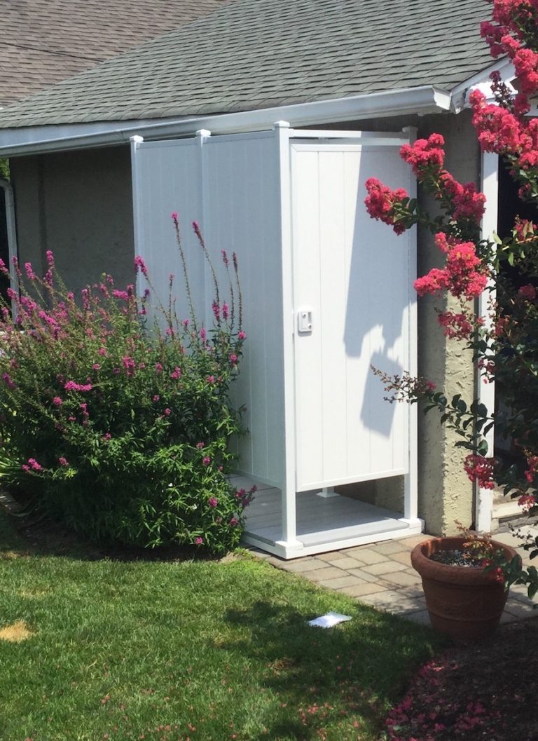 Avcon Enclosures D6 36" X 36" - Four Sided Double Enclosure 72" Walls