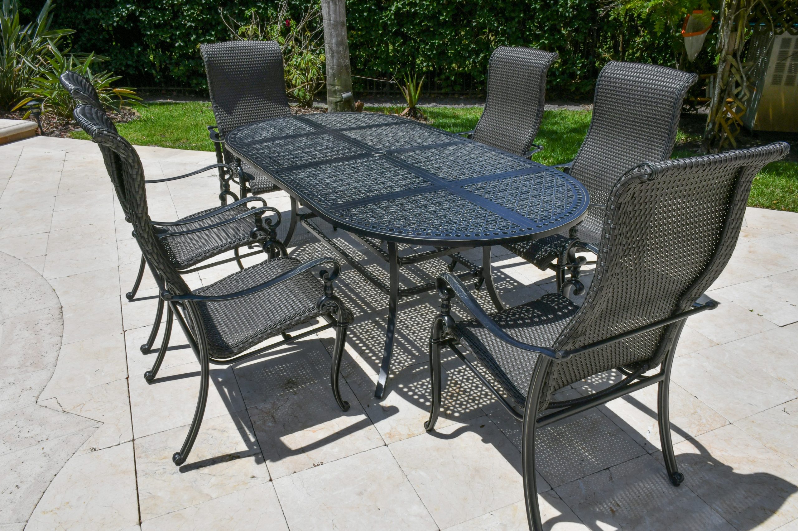 11266621 KC Windermere Oval Table - Image 1