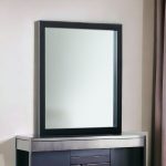 Homeroots - 40" Black Ash Veneer Rectangle Wall Mounted Dresser Mirror Engineered Wood Framed - Image 2