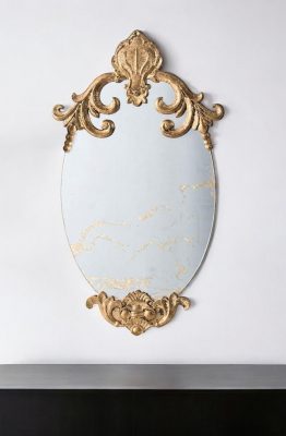 Homeroots - 26" Gold Crowned Top Resin Framed Antiqued Glass Accent Mirror