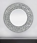 Homeroots - 24" Black And White Round Wood And Shell Framed Accent Mirror