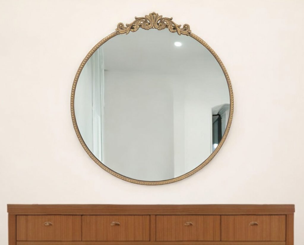 Homeroots - 32" Gold Crowned Top Iron Framed Accent Mirror