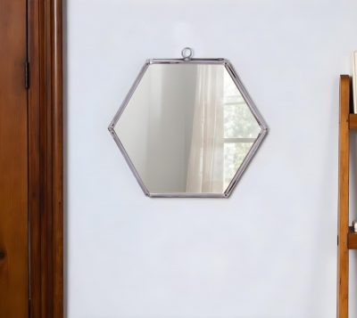 Homeroots - 8" Silver Hexagon Steel Framed Accent Mirror