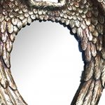 Homeroots - 22" Antiqued Gold Heart Resin Framed Accent Mirror - Image 3