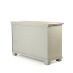 Zentique - Bill Chest