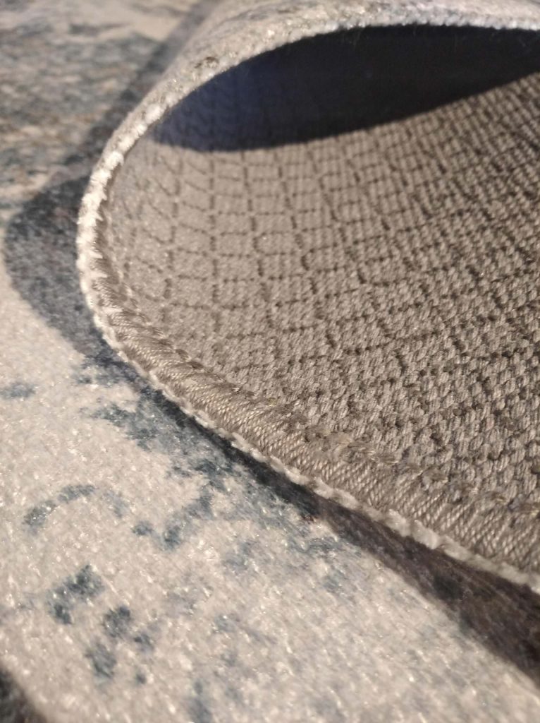 Whiteline - Goldy Area Rug