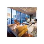 Oly Studio - Jonathan Lounge